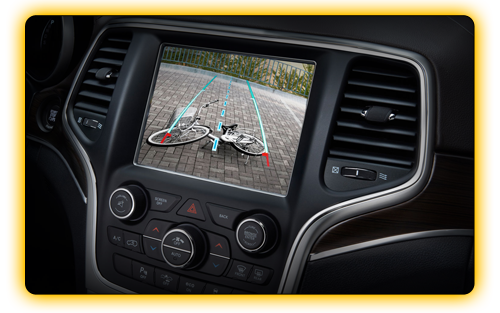 2014-Jeep-Grand-Cherokee-Overland-backup-camera